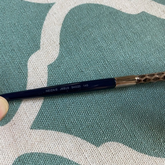 🚫SOLD🚫 JIMMY CHOO women’s sunglasses - Picture 6 of 7